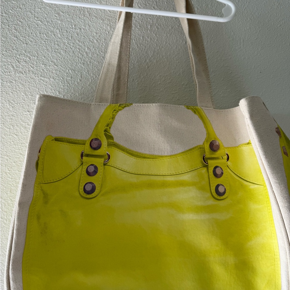 Thursday Friday Canvas Tote With Fun Neon Yellow Print Purse - Picture 4 of 6